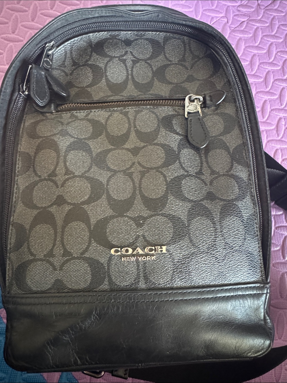 Coach Black Signature Logo Sling Backpack with Gold Hardware33cm*20cm*6.5cm
